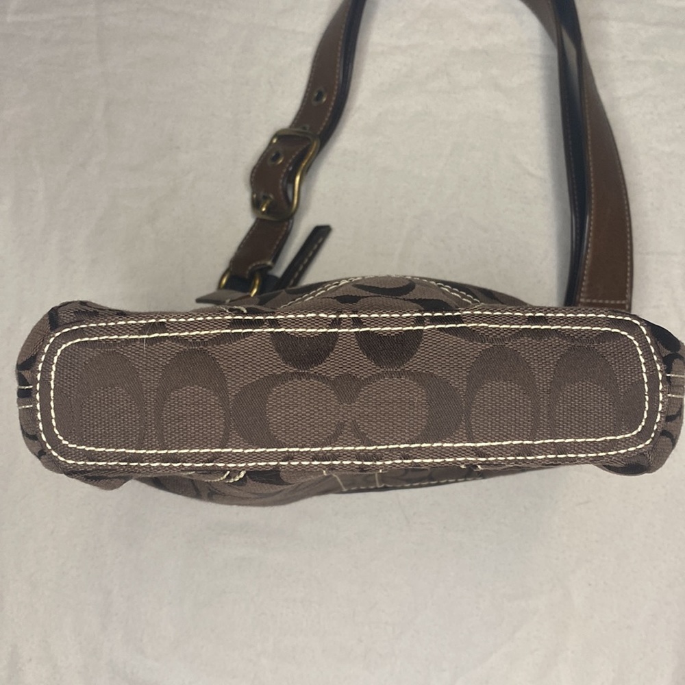 NWOT Coach brown crossbody/ shoulder purse - Picture 3 of 9